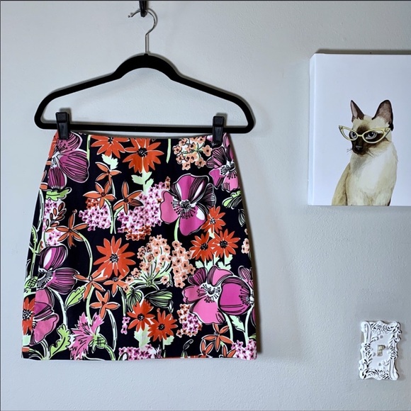 Lilly Pulitzer Dresses & Skirts - Lilly Pulitzer Black Floral Skirt
